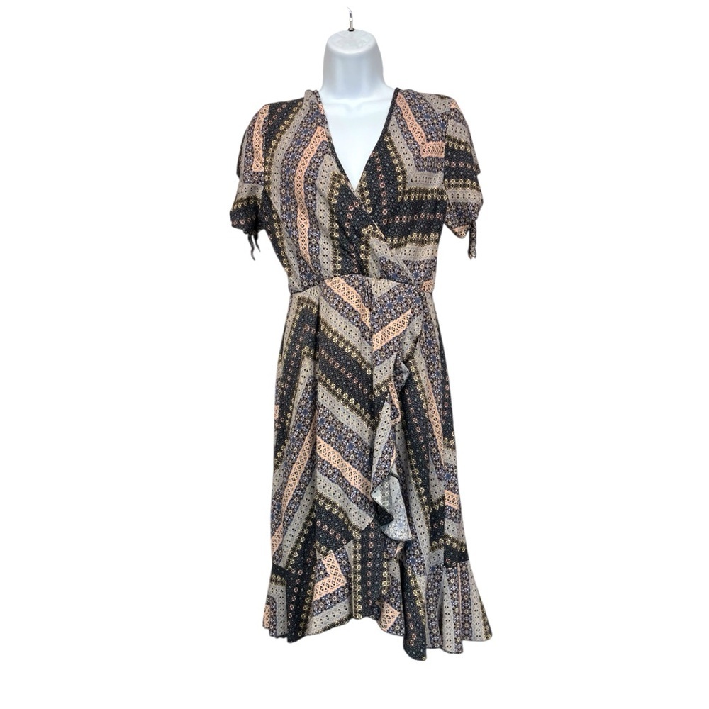 Jody wrap-style dress size medium - Picture 1 of 9